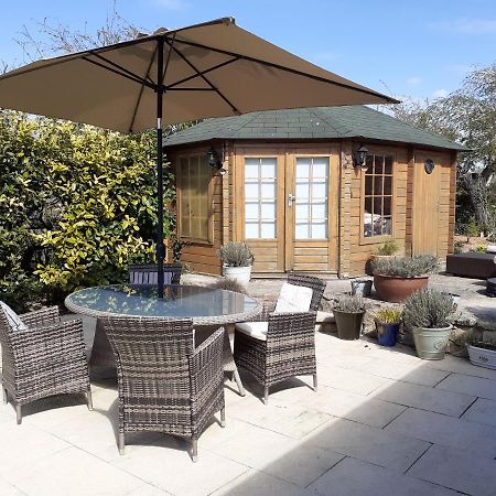 The Cobblers Bed And Breakfast Bishampton Exteriér fotografie