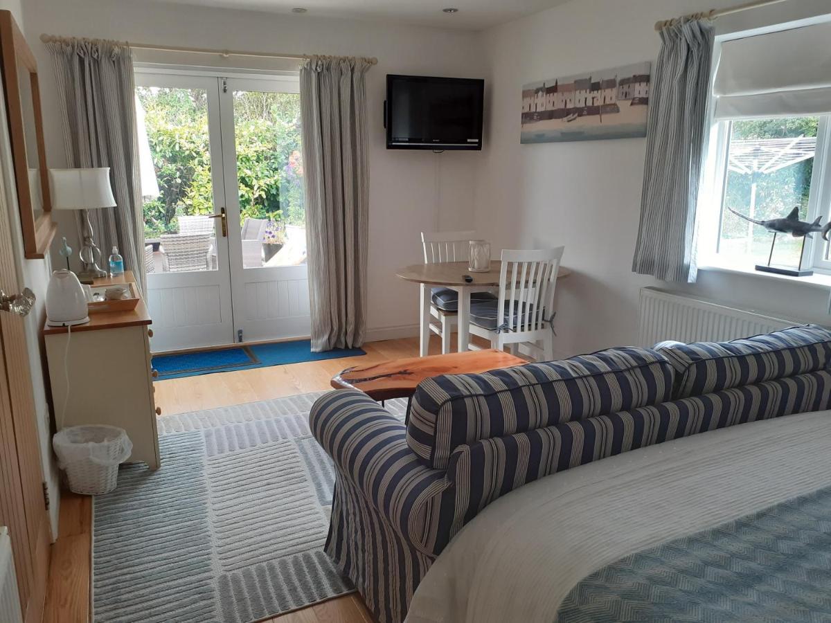 The Cobblers Bed And Breakfast Bishampton Exteriér fotografie